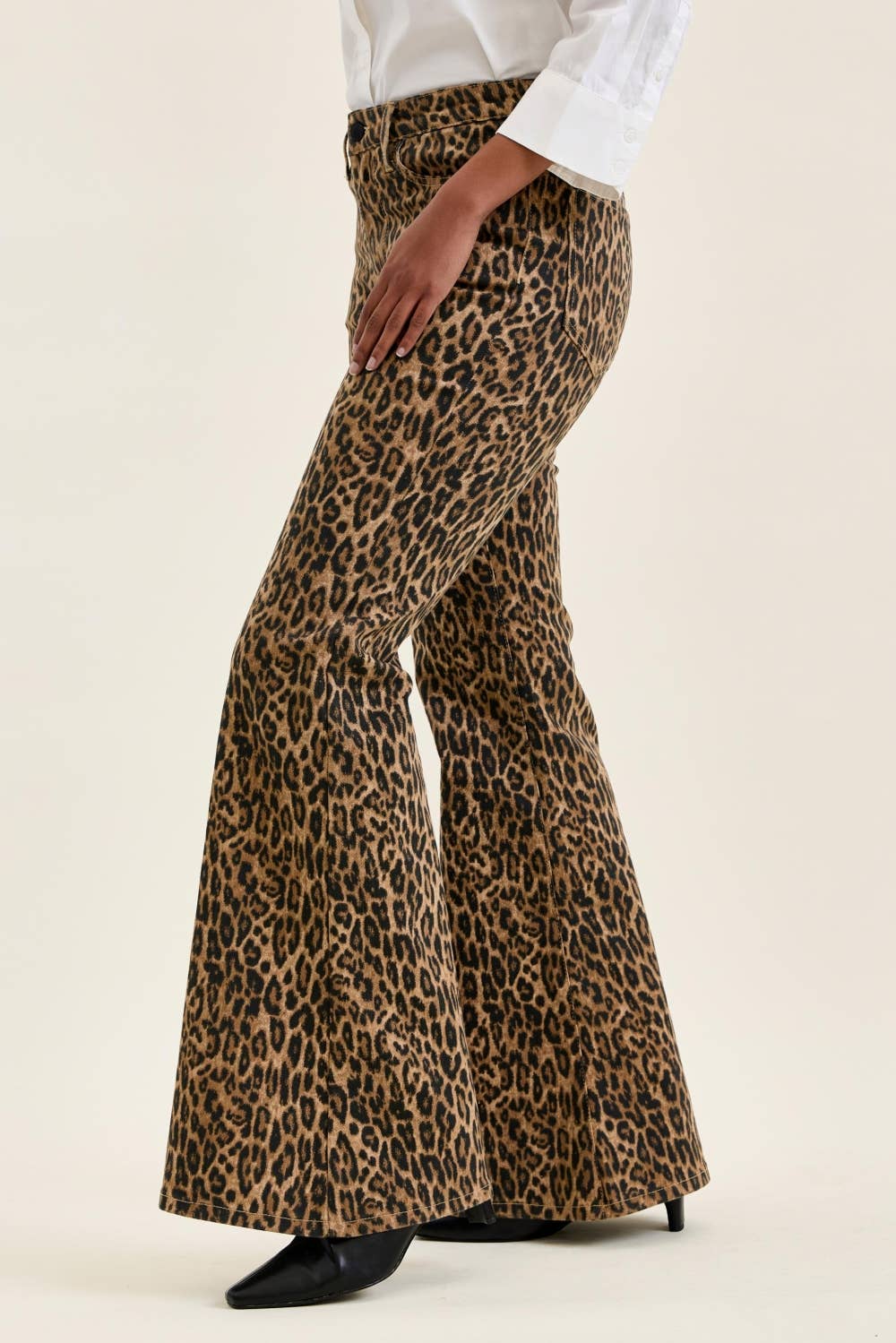 Judy Blue-MR JAQUELINE Flare Print Leopard LUXE