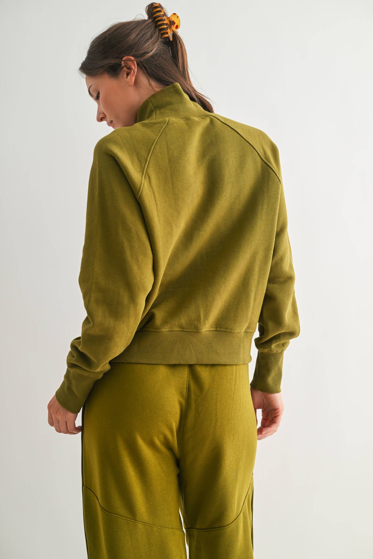 Sporty Malibu Sleeve Turtleneck