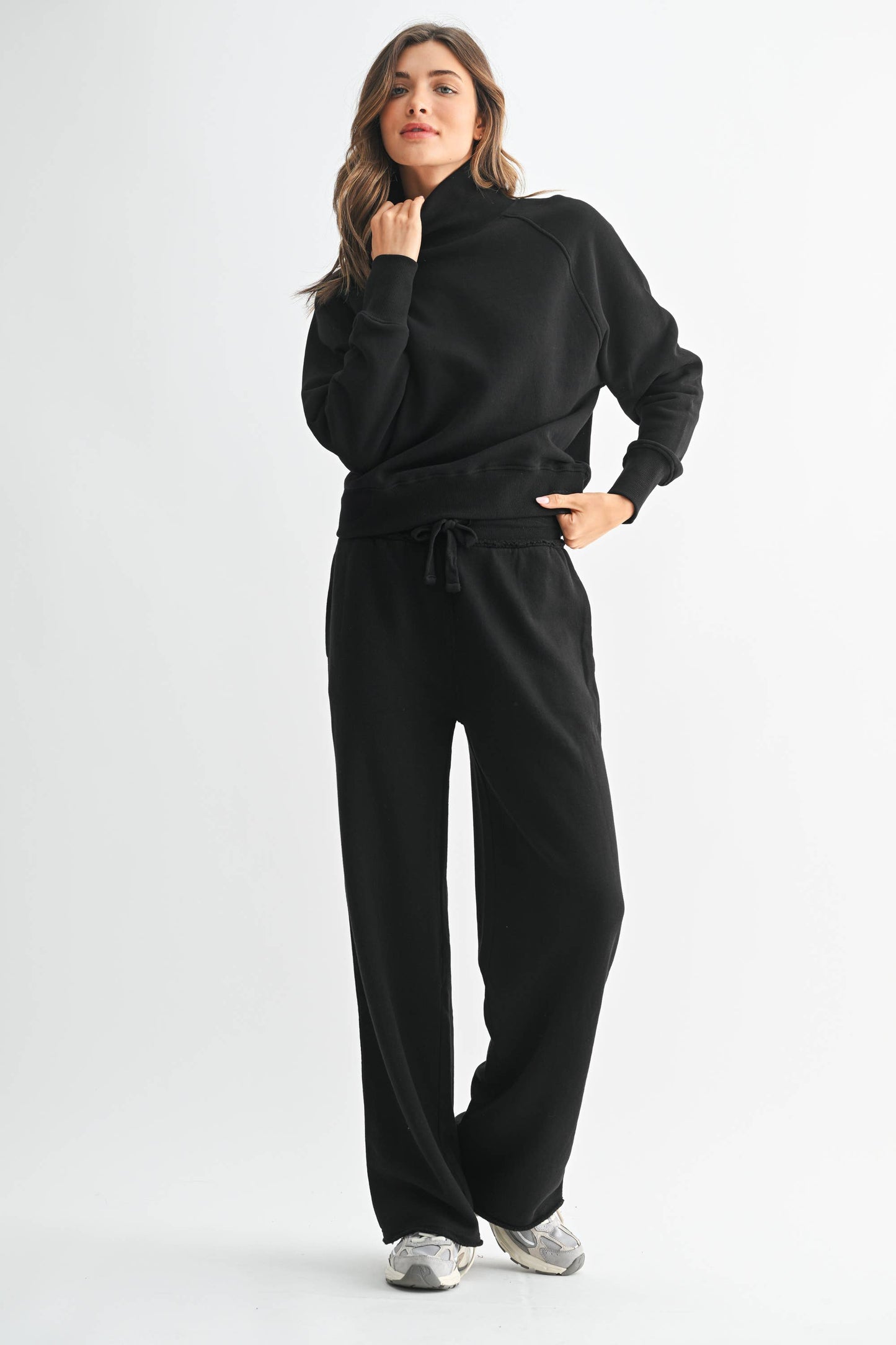 Sporty Malibu Sleeve Turtleneck