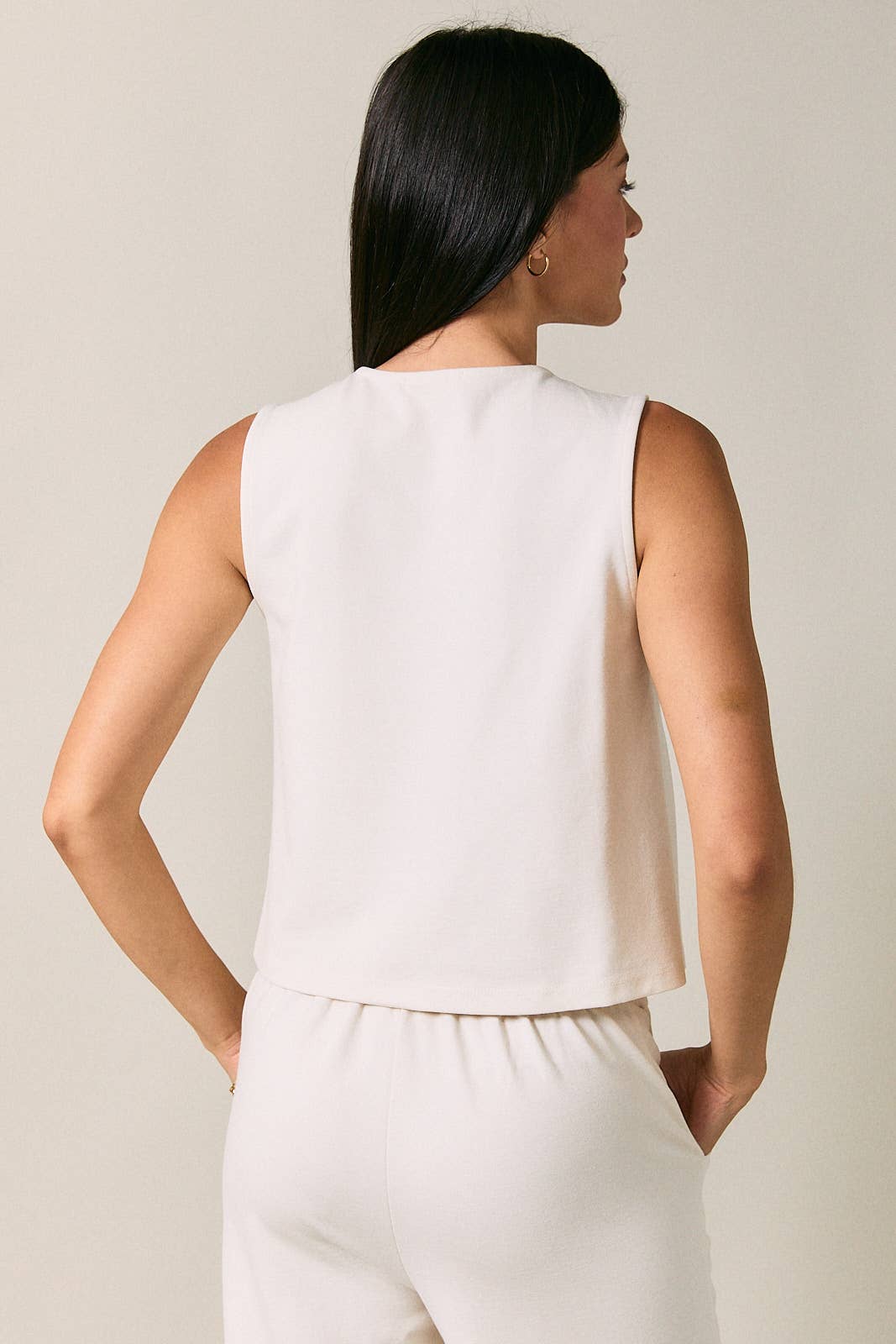 V NECK SLEEVELESS BUTTON UP VEST TOP