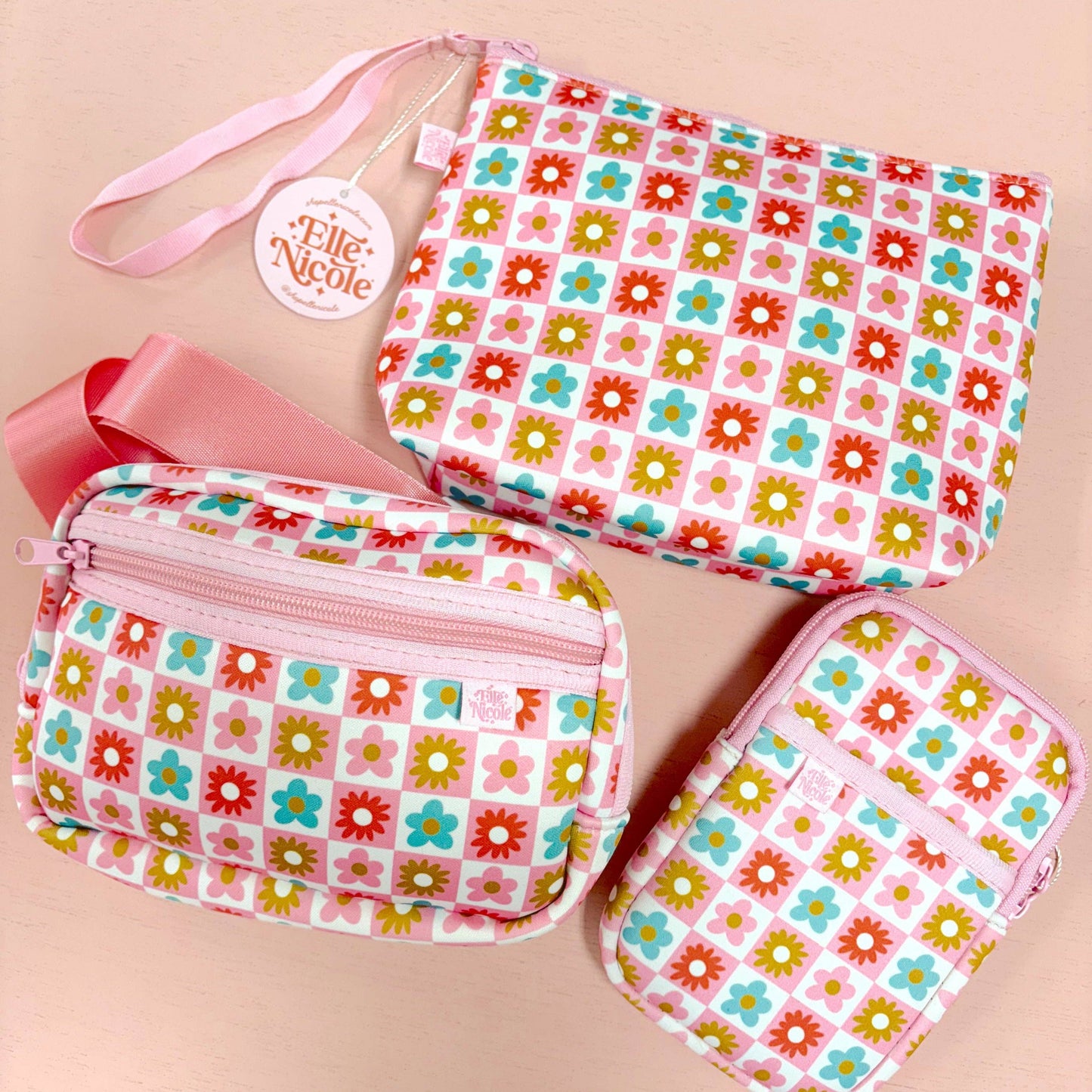 Cosmetic Bag With Wrist Strap - Checkered Floral