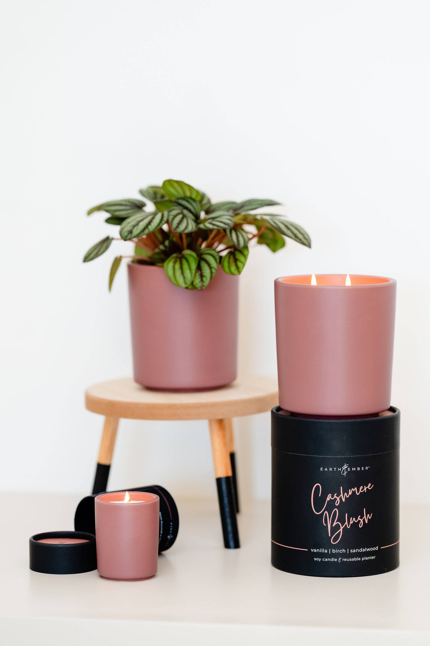 Earth & Ember 13 oz: Cashmere Blush