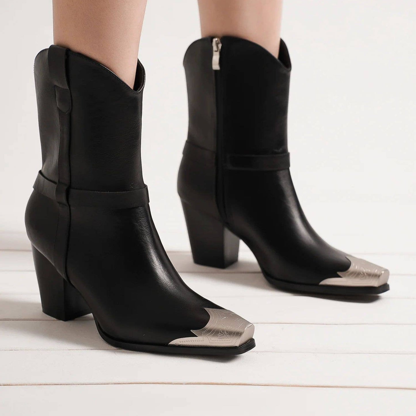 Metal Cap Western Cowboy Boots